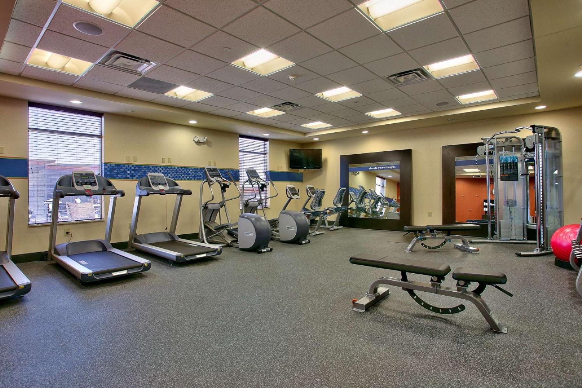 Hampton Inn & Suites Scottsdale At Talking Stick Екстериор снимка